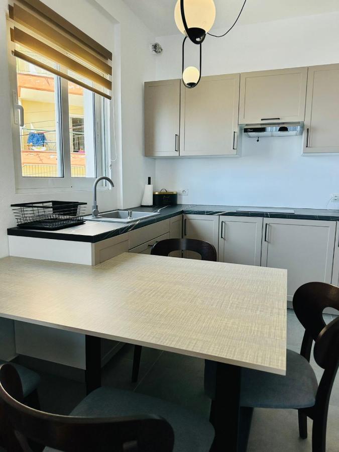 Apartment Celine Sarandë Eksteriør bilde